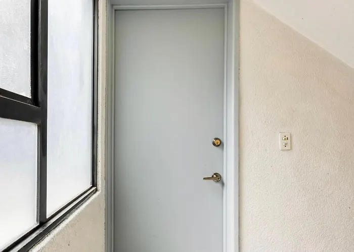 Cozy Roma Norte Flat - Parking- Wifi - Sleeps 6 Mexico City